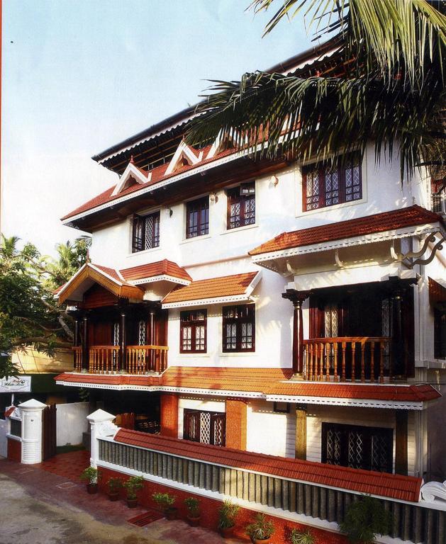 Hotel White Rose Kochi Exterior photo